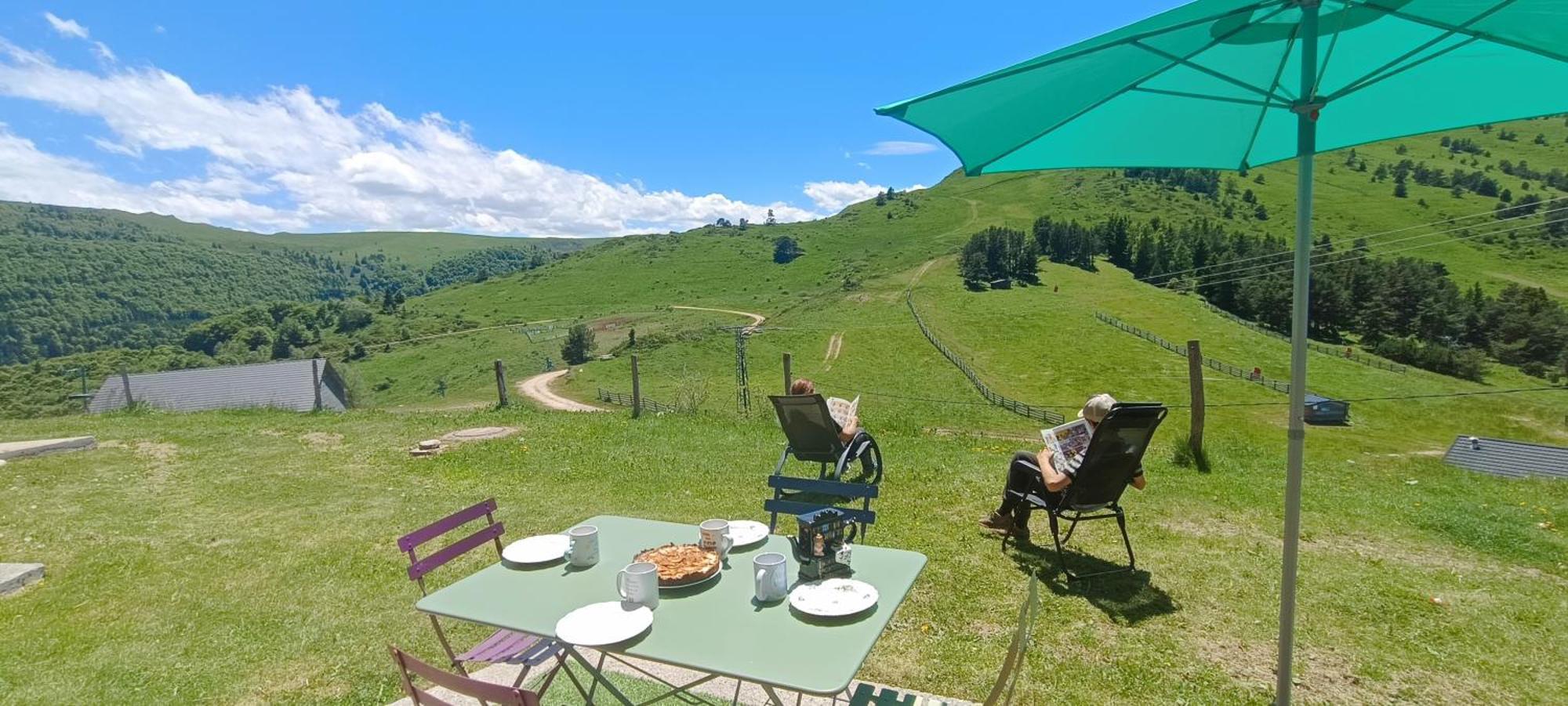 Gite Avec Vue Exceptionnelle Sur Les Montagnes Camurac Exterior foto